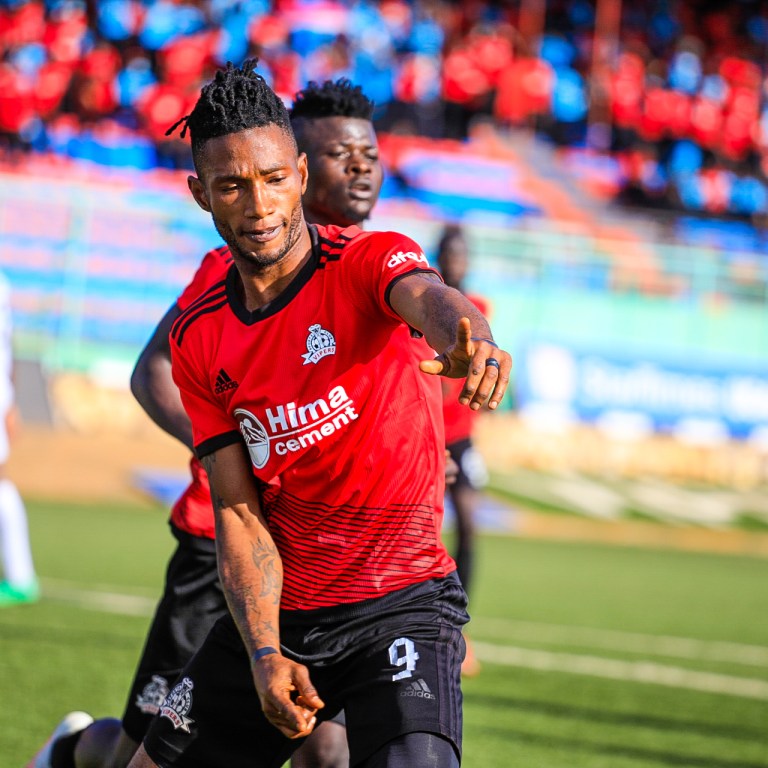 César Manzoki Returns to Vipers